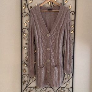 Transitional Sweater (Fall/Winter)